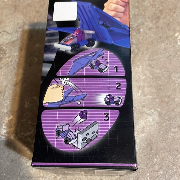 LEGO RACERS Gear. Year 2001 - Picture 4 of 7